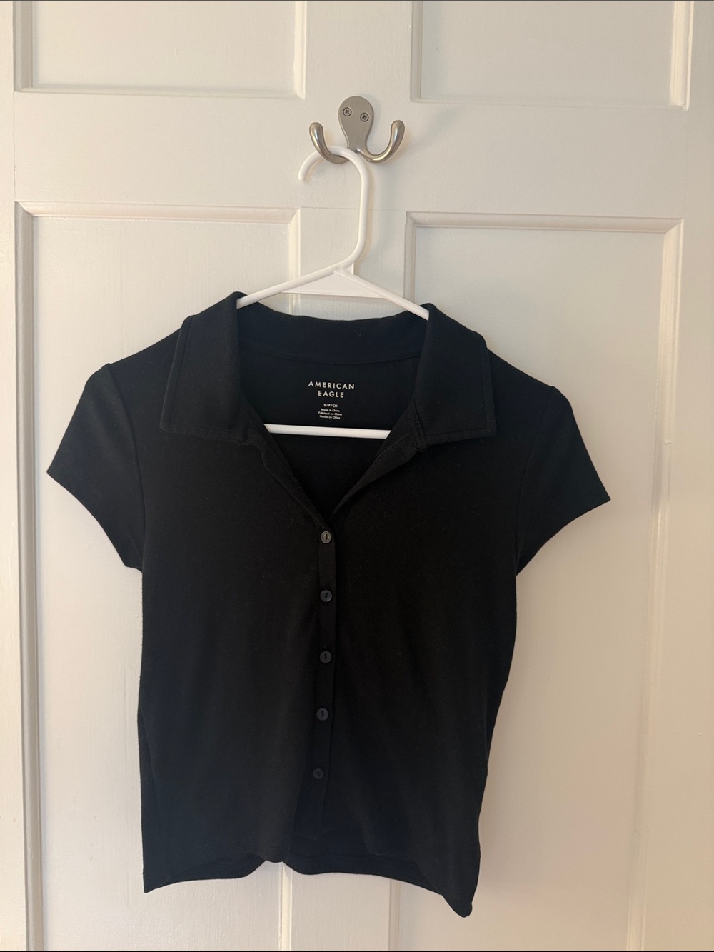 American Eagle Black Button Down Crewneck Tee